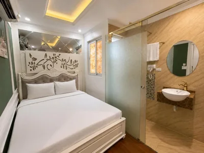 Petite chambre simple — Hanoi Silk Classy Hotel & Travel